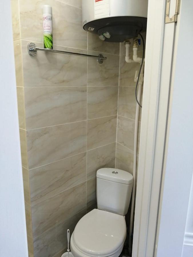 Happy House Apartamento Karagandy Exterior foto
